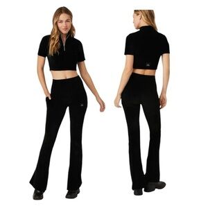 ALO Yoga Micro Corduroy High-Waist Winter Break Flare Pant – Black Size XS